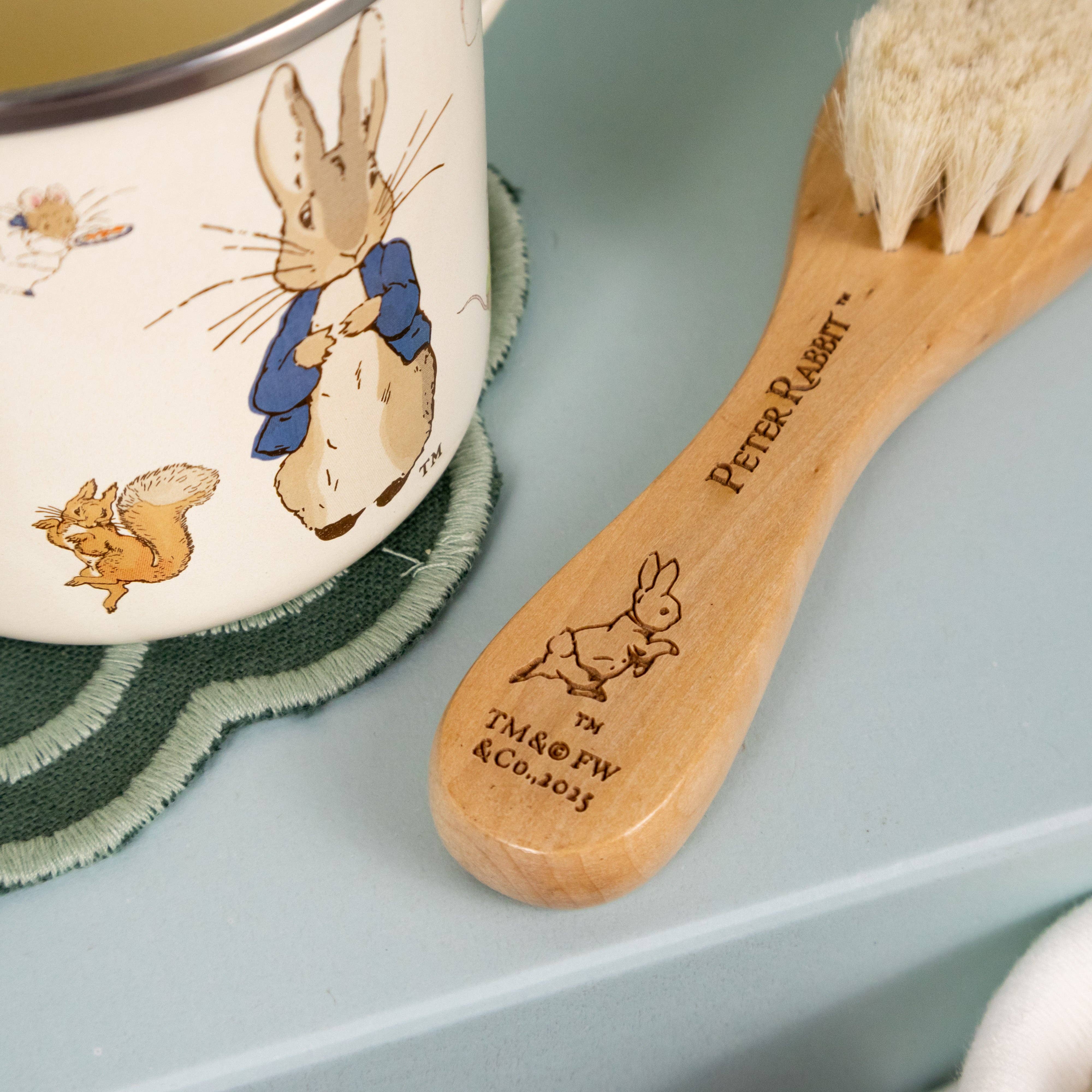 Robert Frederick Ltd - Wholesale Hair Brush/Comb Set - Kids & Baby - Peter Rabbit Baby’s Brush, Comb & Enamel Mug Gift Set5