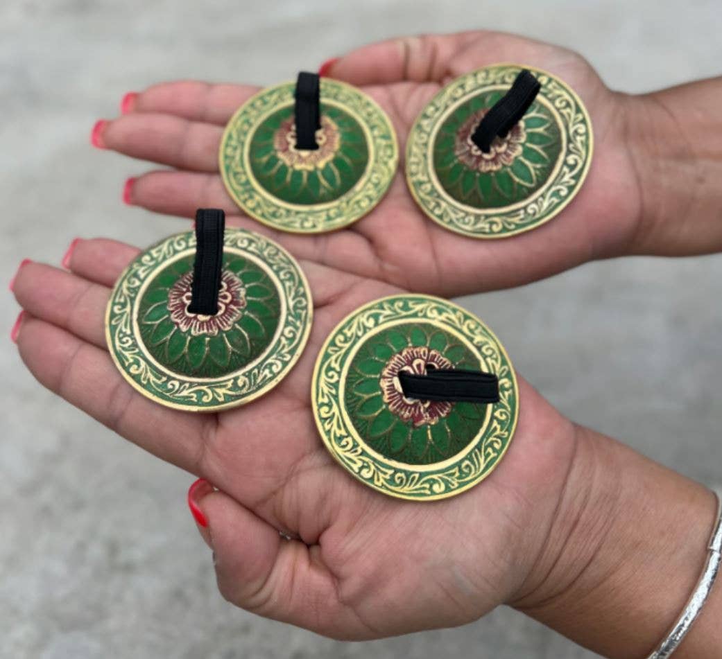 Lungta Imports - Vendita all'ingrosso Strumenti musicali - 2 paia di piatti da dito in ottone a forma di fiore di loto Zills per pancia 9