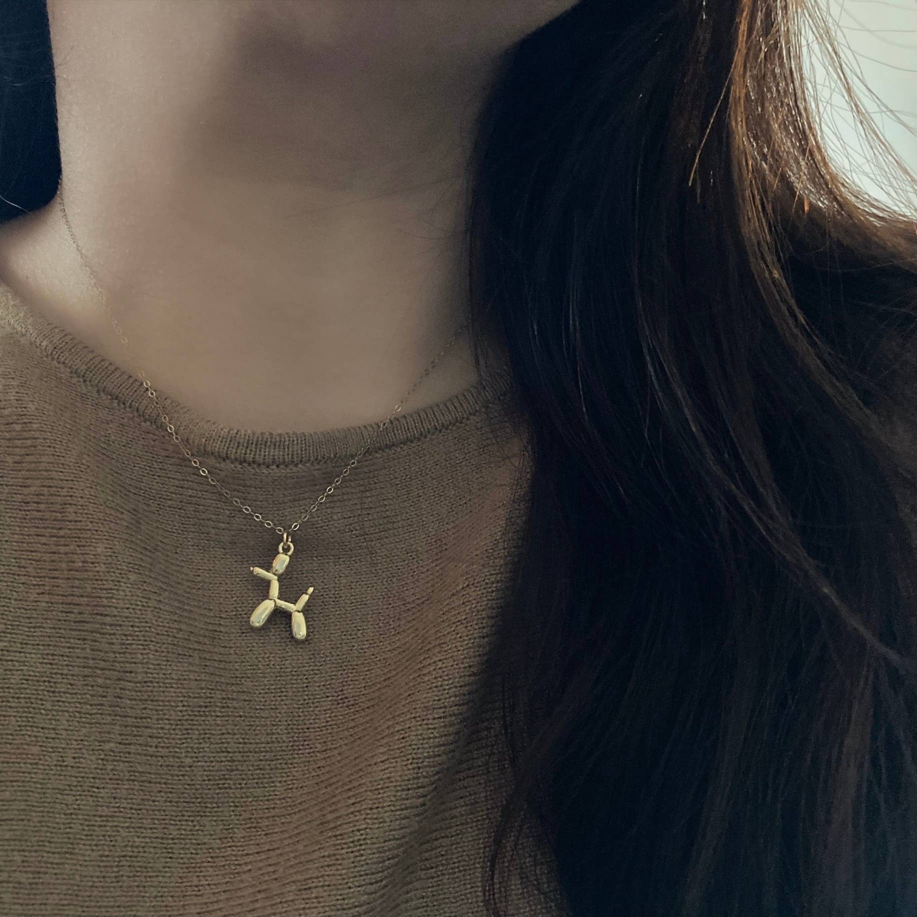 Amady Jewelry – Großhandel Kette mit Anhänger/Charm – Hundehalskette in Ballongold, Welpenballon-Halskette, kleiner Hund6