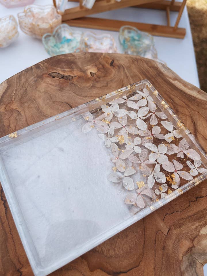 White Hydrangea Resin Rectangle Tray for wholesale by Msn J Arts