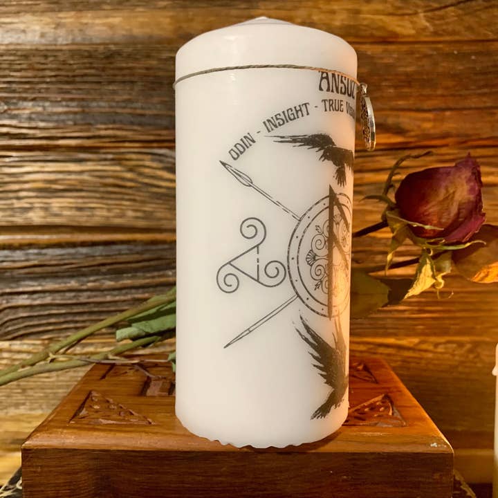 Krimson Canvas - Vente Bougies piliers - Bougie décorative Ansuz Rune Pillar1