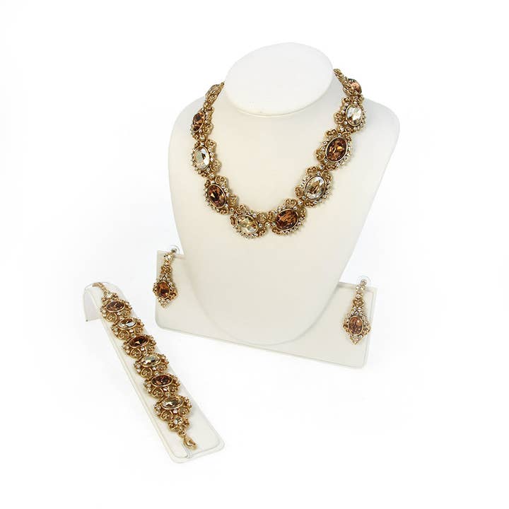 Set Julietta per la vendita all'ingrosso da parte di kyles online ltd