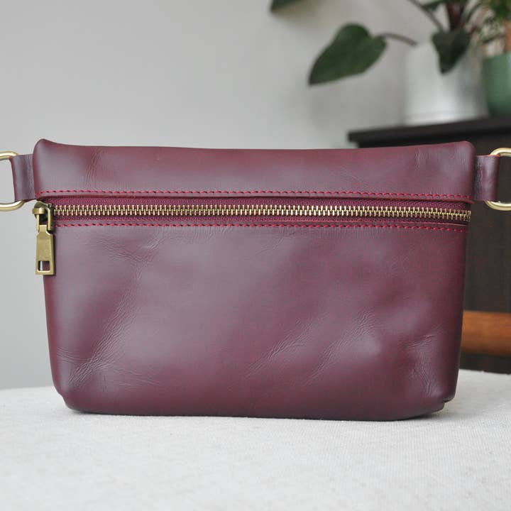 Zelaki Leather Company - Wholesale Belt Bag - Women's - Agow Belt Bag / Convertible Crossbody, Sling, and Belt Bag 7