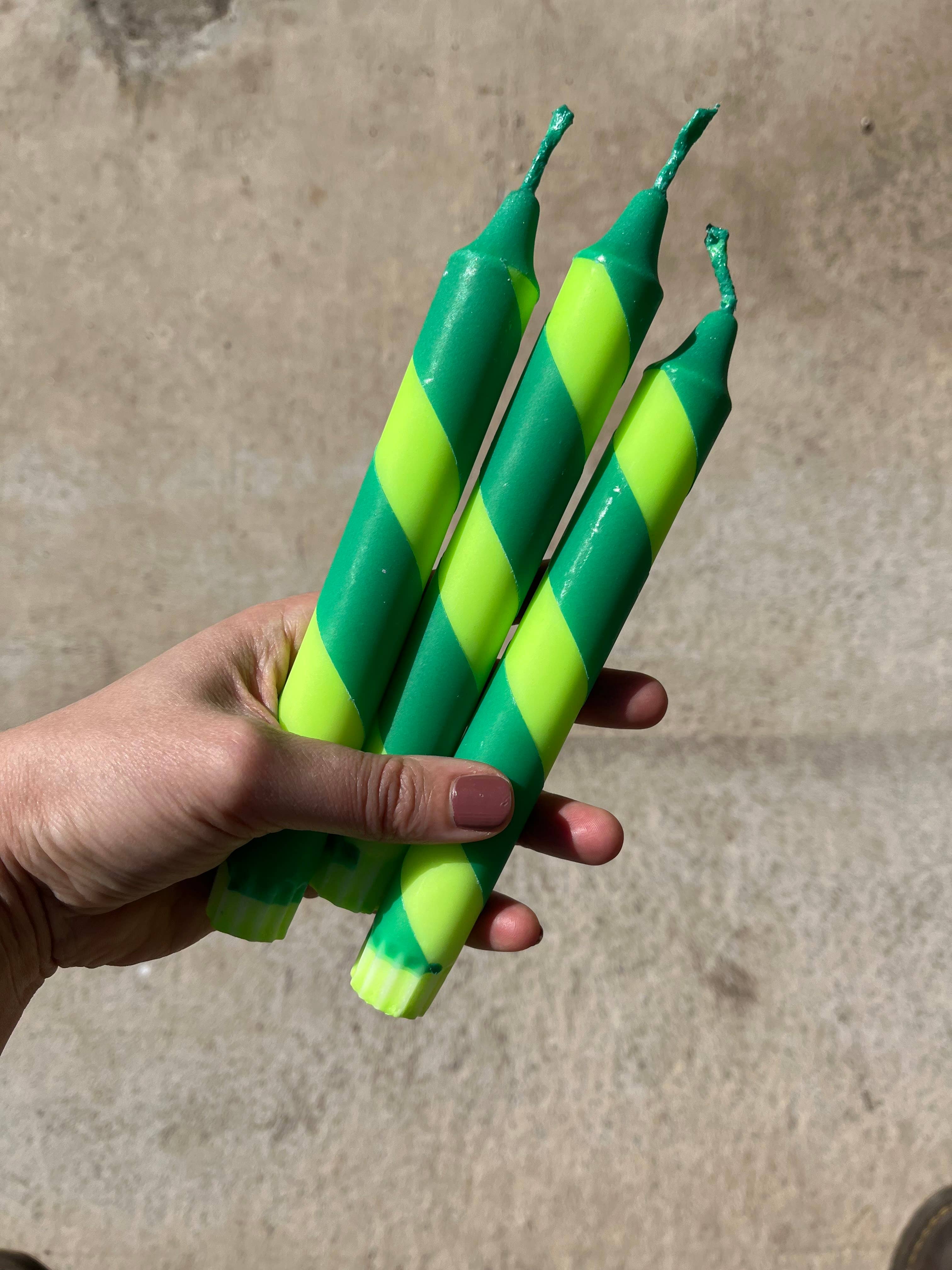 True North Chandlers - Candles - Wholesale Tapered Candle/Candlestick - Lime Green & Forest Green Helter Skelter Candle 1