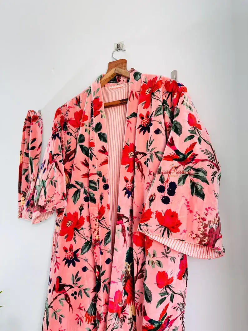 GYPSY STUDIO - Wholesale Robe - Women's - Soft velvet kimono robe | pink color kimono | floral print b5