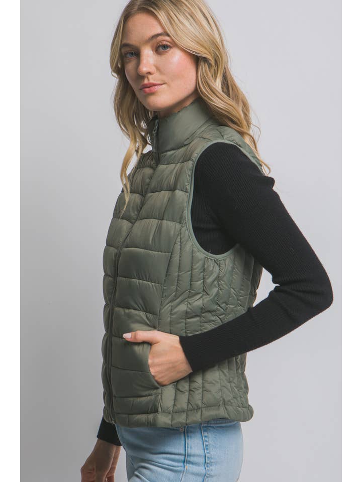 42POPS - Wholesale Outerwear Vest - Women's - '._ Reversible Puffer Vest1