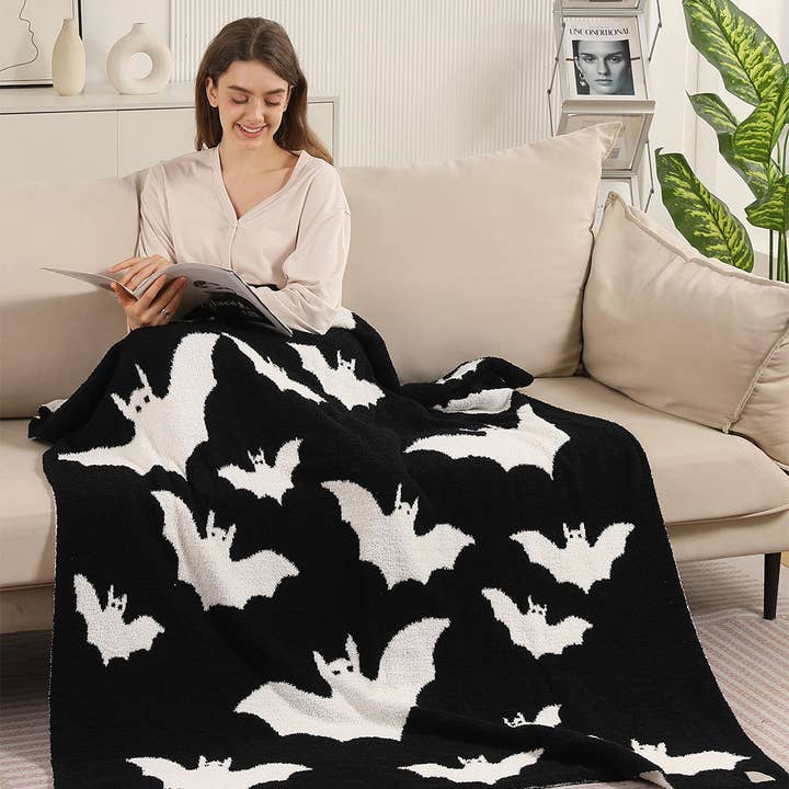 Halloween Bat Patterned Reversible Throw Blanket for wholesale by Sensibling Corp.