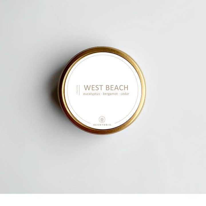 WEST BEACH Geurkaars met koolzaadwas 110 g/20 uur houten lont voor wholesale door SCENTORIE.