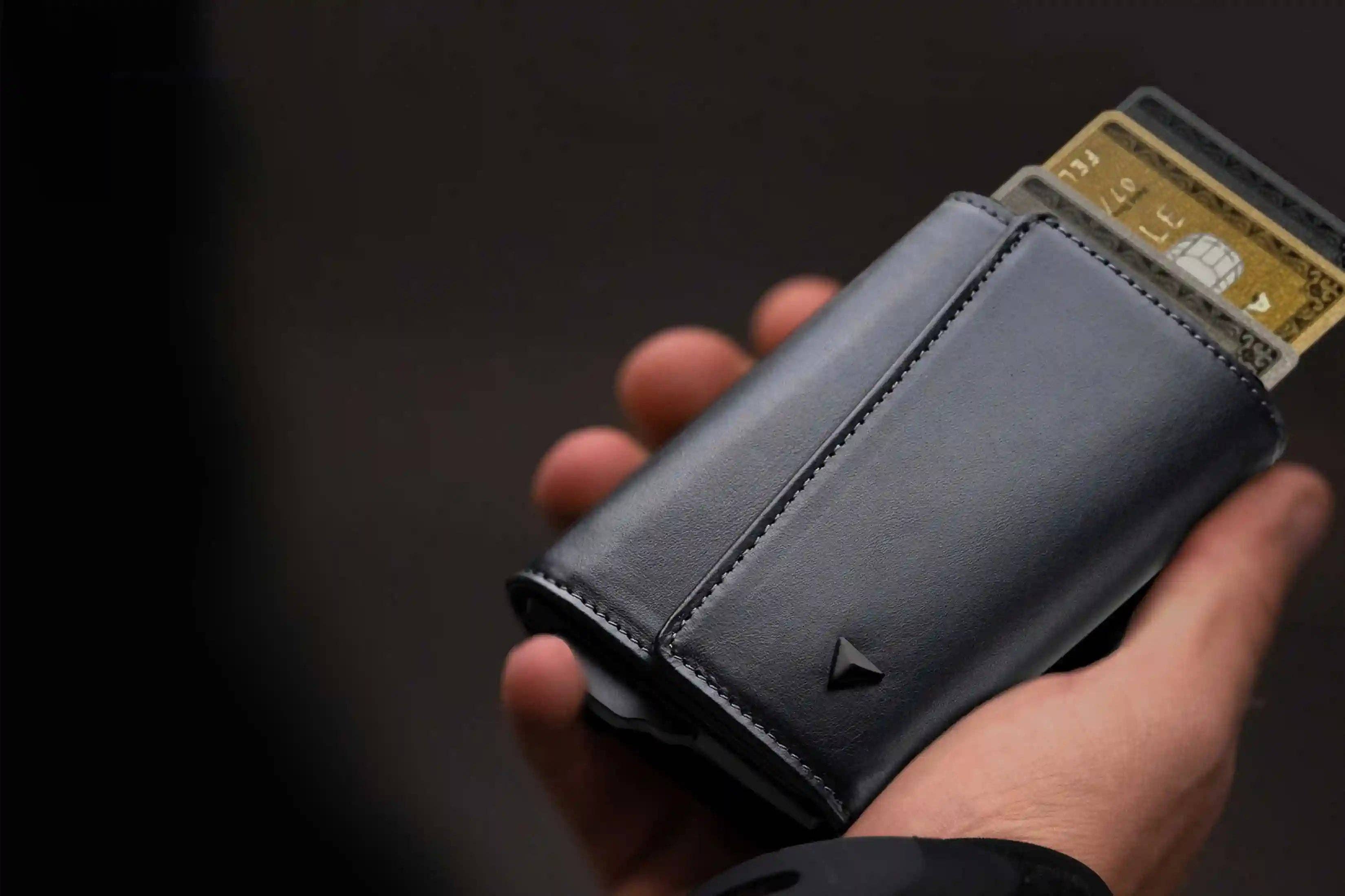 Utopia Schwarz Trigger®+: Utopia Schwarz für den Großhandel auf Faire12