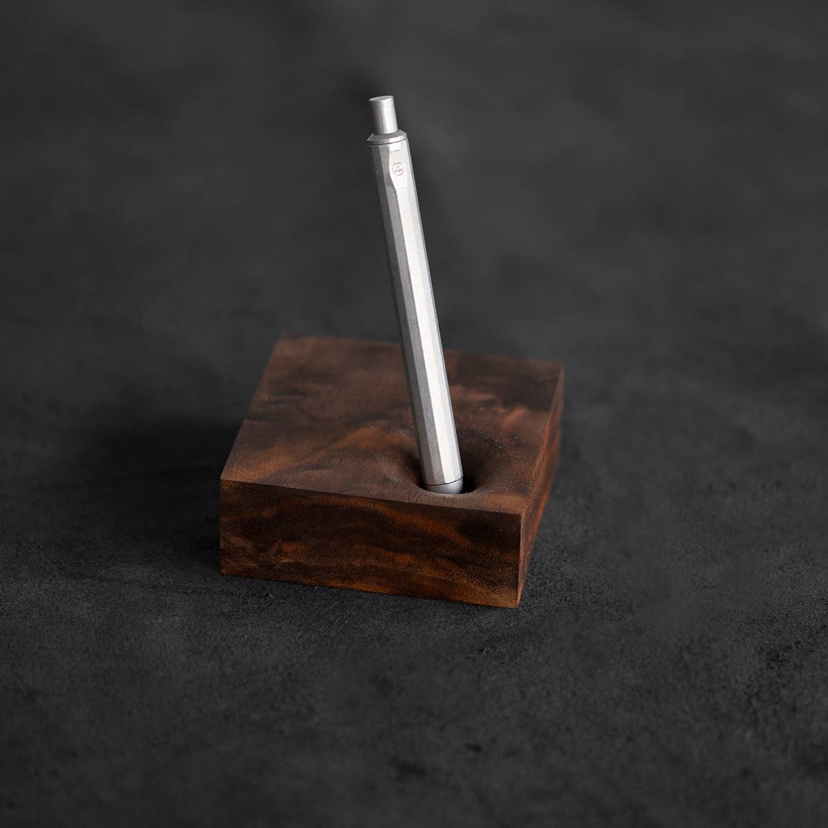 HMM - Venta al por mayor Portalápices - Bloque de nogal11