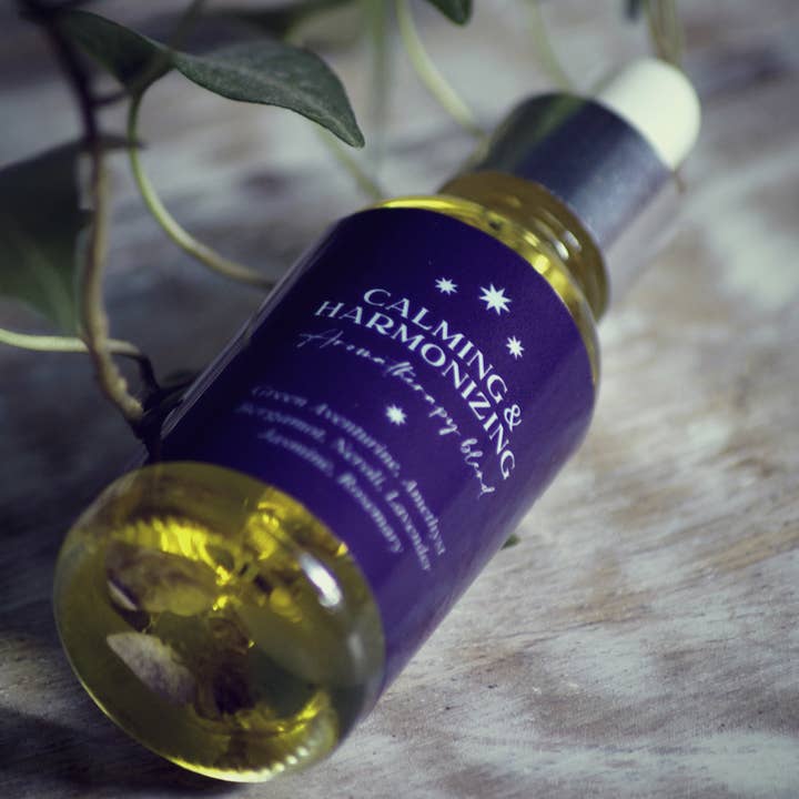 In Lumine Lunae – wholesale Eterisk olja – Lugnande och harmoniserande aromaterapi pulspunkter olja