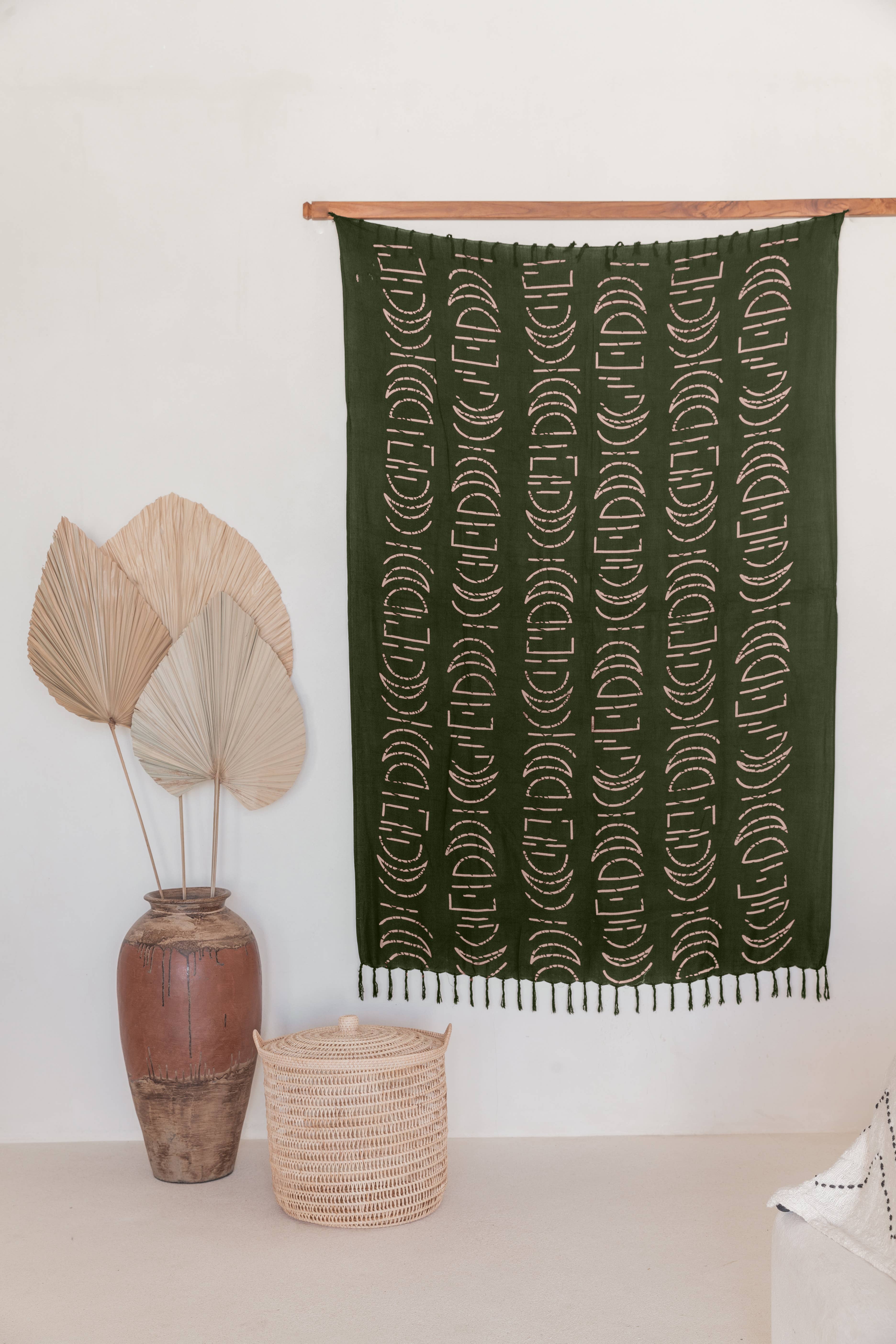 Village Thrive - Wholesale Tapestry/Textile - Moon Phase Tapestry0