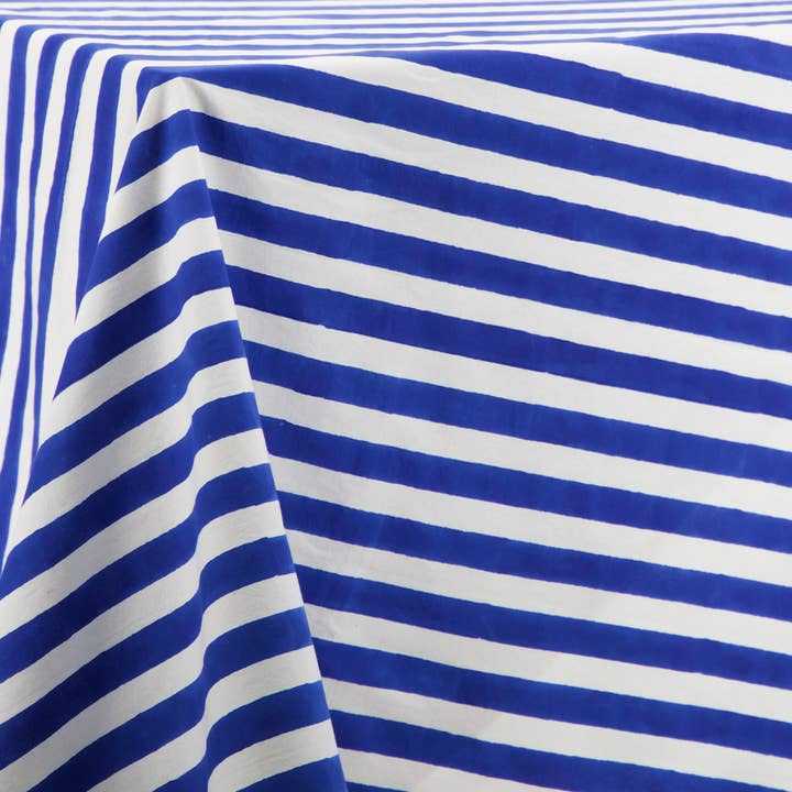 Tafelkleed in Marine Stripe voor wholesale door kate austin designs