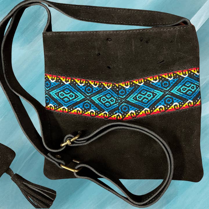 Small square suede crossbody bag for wholesale by Los Andes Shop