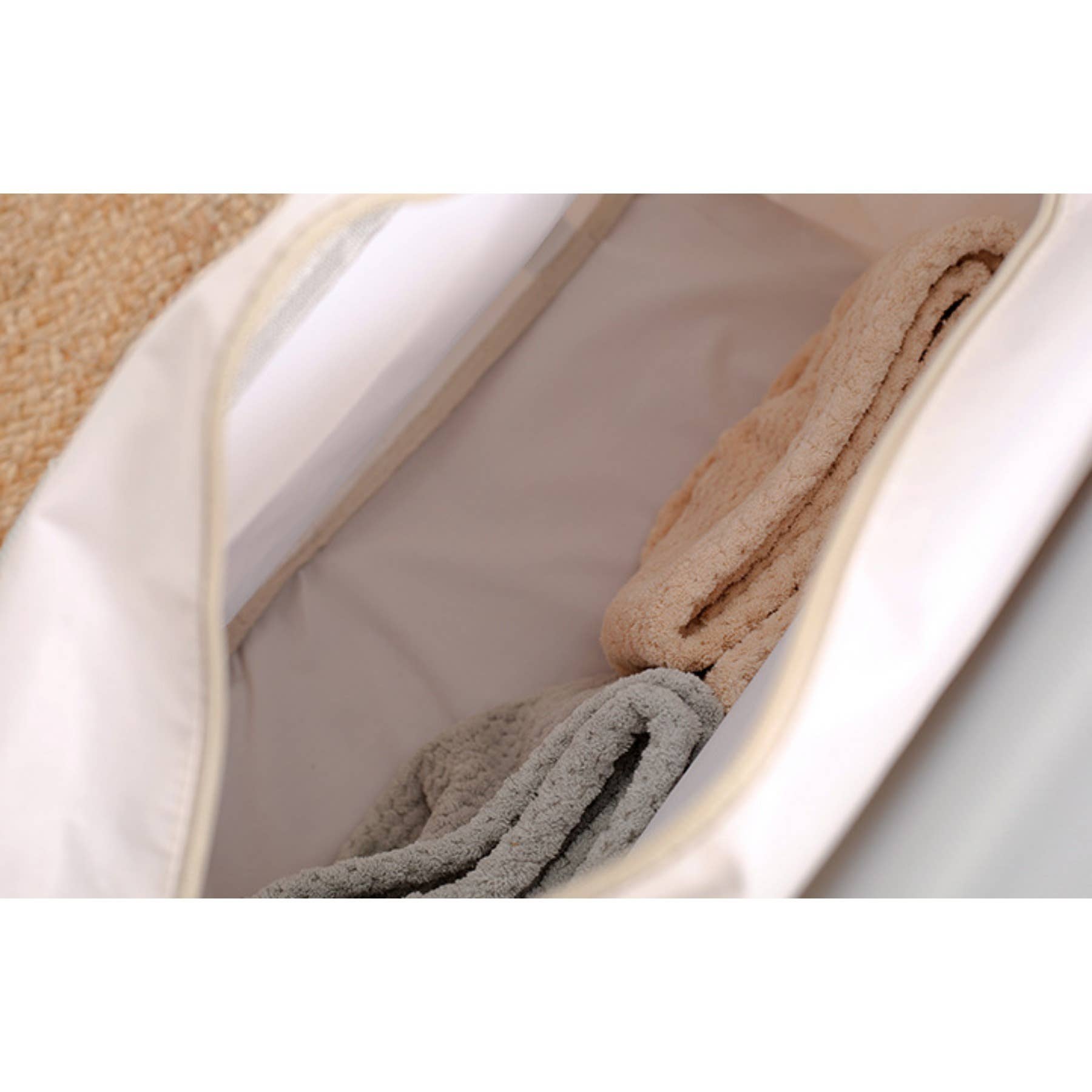 wandf - Wholesale Weekender Bag - Women's - Versatile Foldable Travel Bag with Trolley Sleeve for Women9