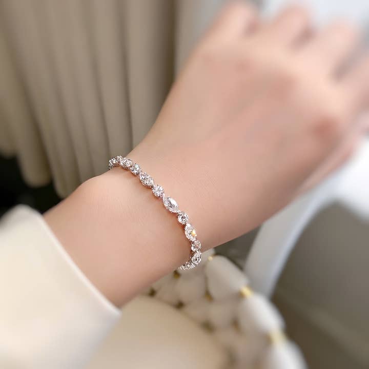 ATHENA för wholesale av For The Flare