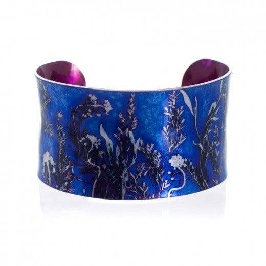 Elegante brazalete de aluminio con diseño de paisaje azul para regalo para venta al por mayor de Gillian Arnold Jewellery
