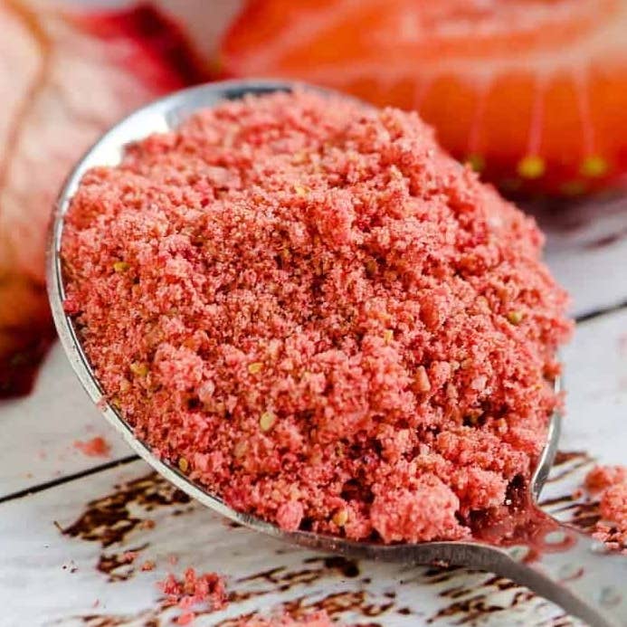 Organic & Fairtrade strawberry powder from Uzbekistan for wholesale by HECOSFAIR