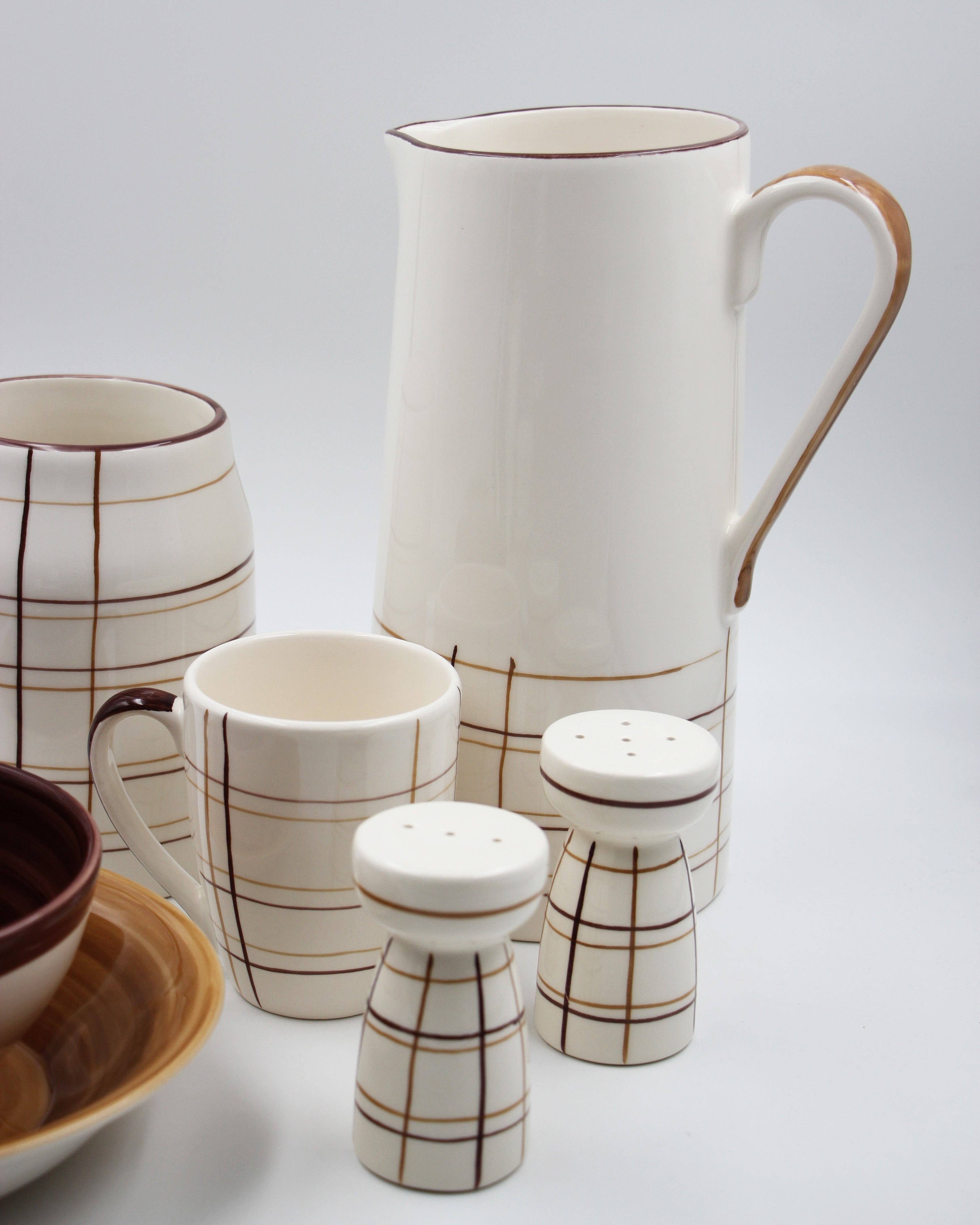 Pó de Barro - Wholesale Salt & Pepper Shaker Set - Dolce Latte Macchiato Ceramic Salt & Pepper Shaker Set4