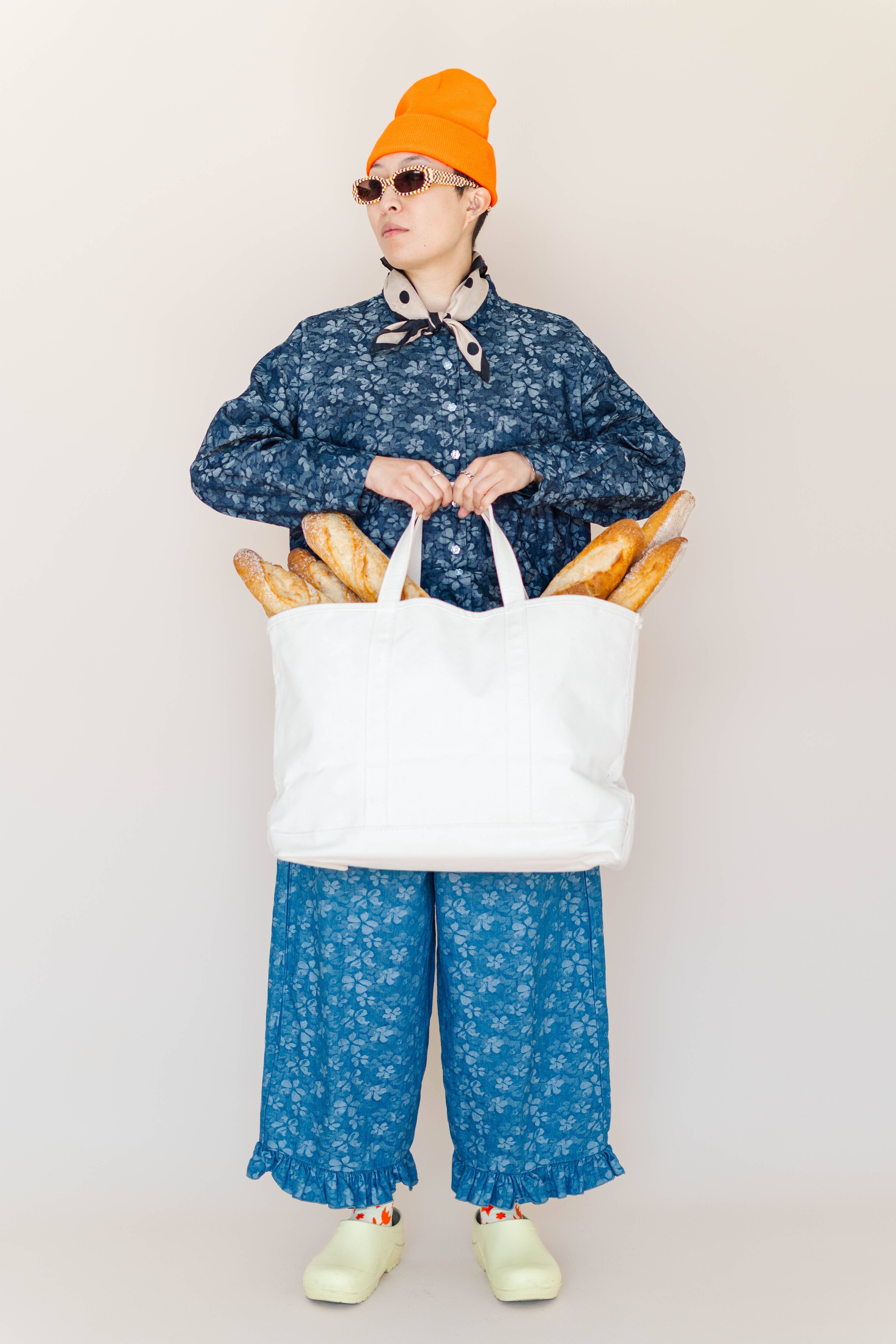 Nettle Studios - Wholesale Button Down Shirt - Unisex - Size Inclusive Plus Size Unisex Floral Chambray Button Up12