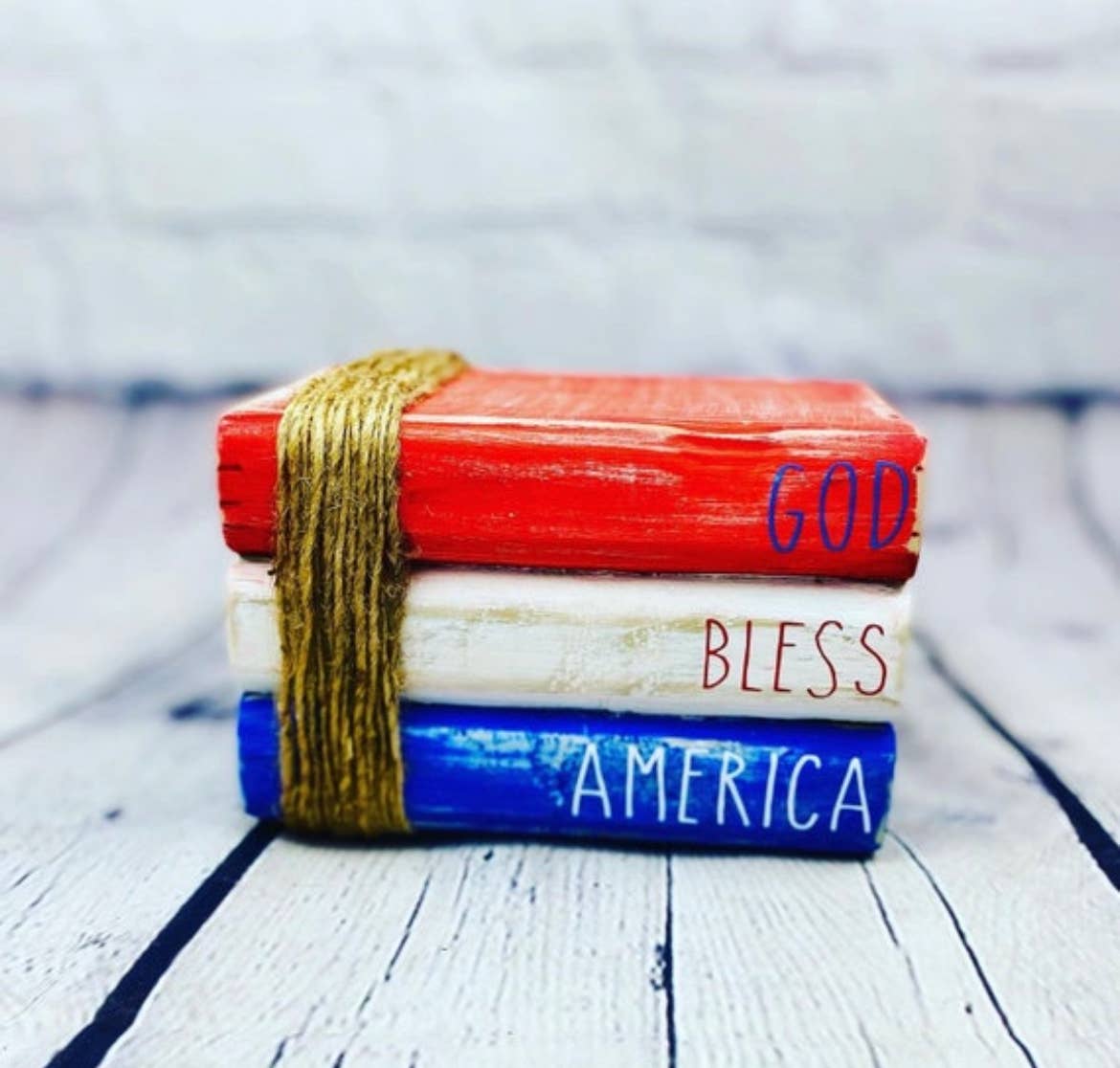 Penny Pinch Decor, LLC - Vente Matériels de bricolage - Blocs de bois rectangulaires pour livres style ferme avec un bord arrondi7