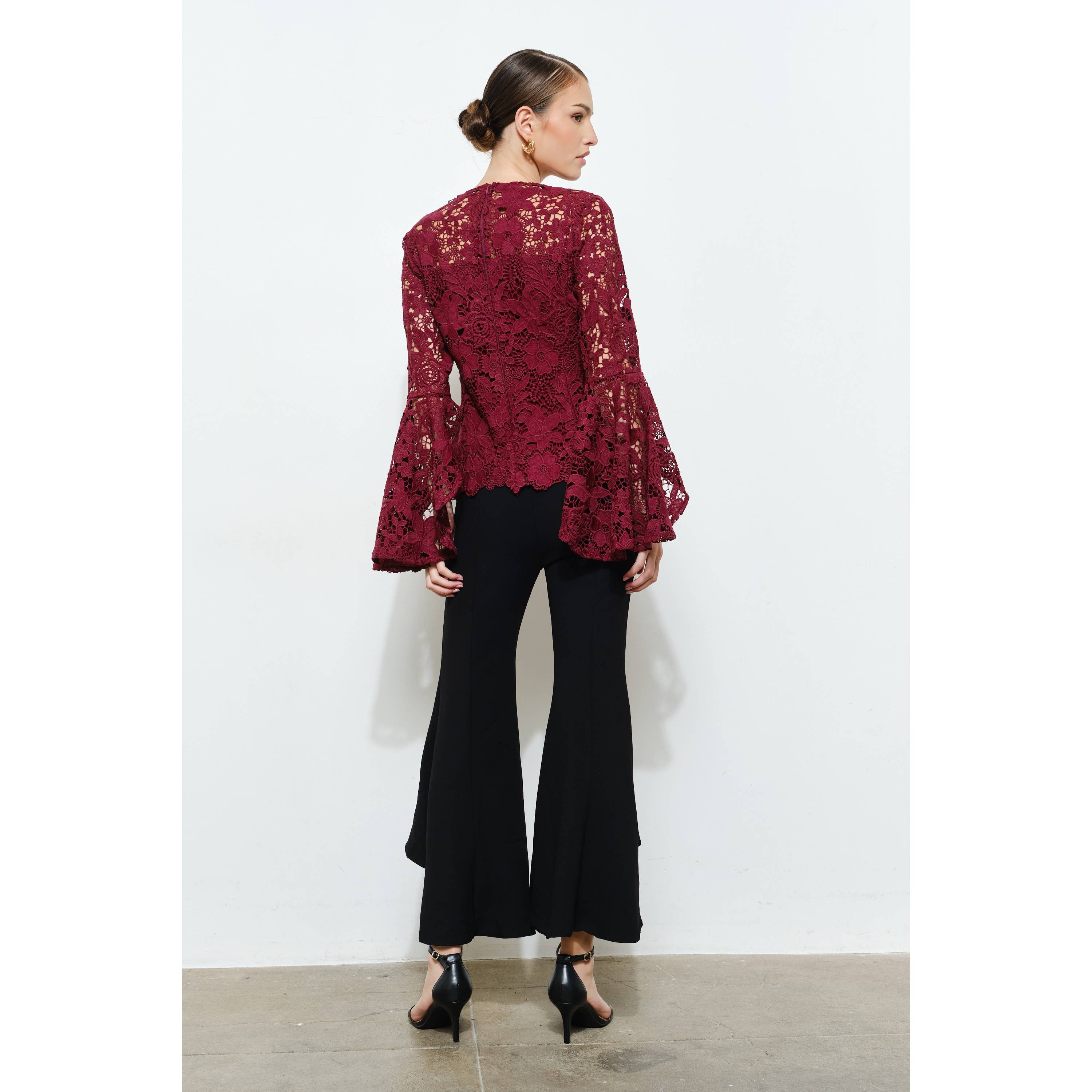 INA - Wholesale Blouse - Women's - Floral Lace Slitted Long Sleeves Blouse Woven Top7