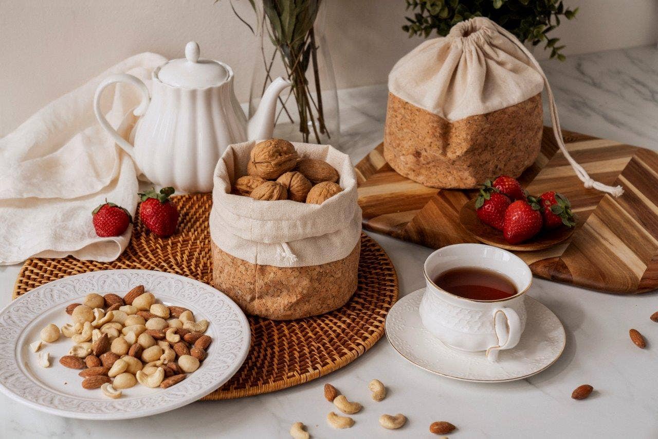 NUTS Innovations - Wholesale Food Storage Wrap/Bag - Bread bag - fruit basket S with cord4