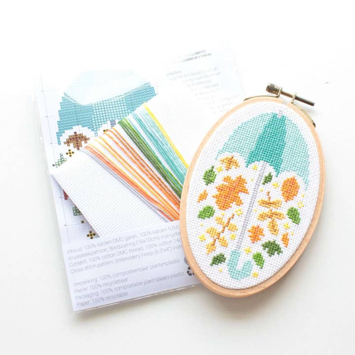 Höstparaply & Löv Korsstygnsset för wholesale av Stitchonomy