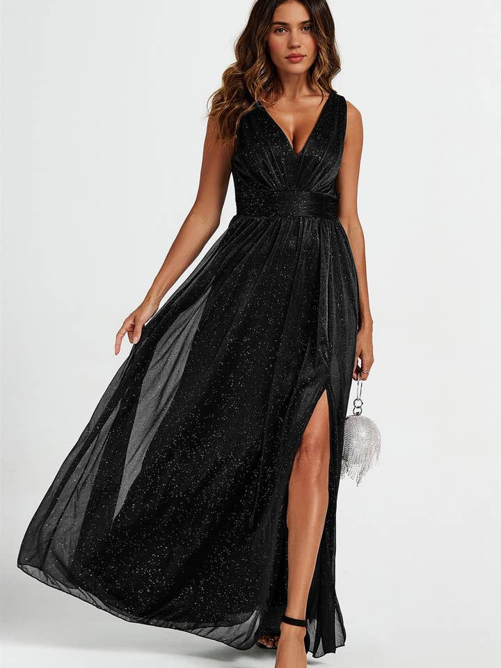 Glittrig V-ringad Maxiklänning för Tärna i Svart för wholesale av FS Collection