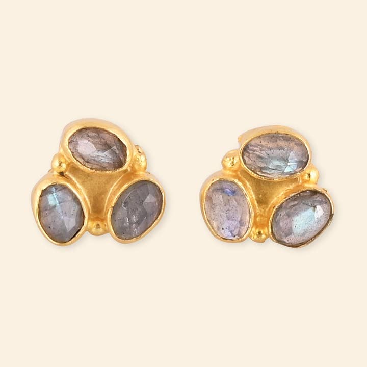 Padma Fluistert voor wholesale door Ekadori