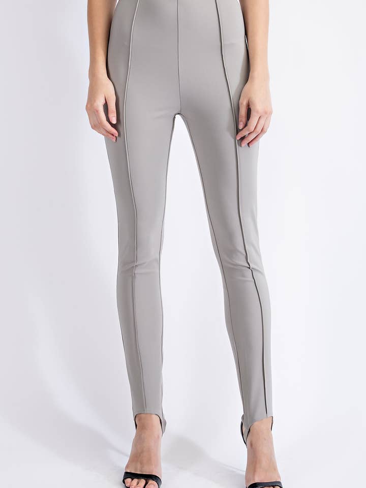 Cp1641 Legging con Cintura Elástica y Pinzas en el Tobillo para venta al por mayor de Edit by Nine