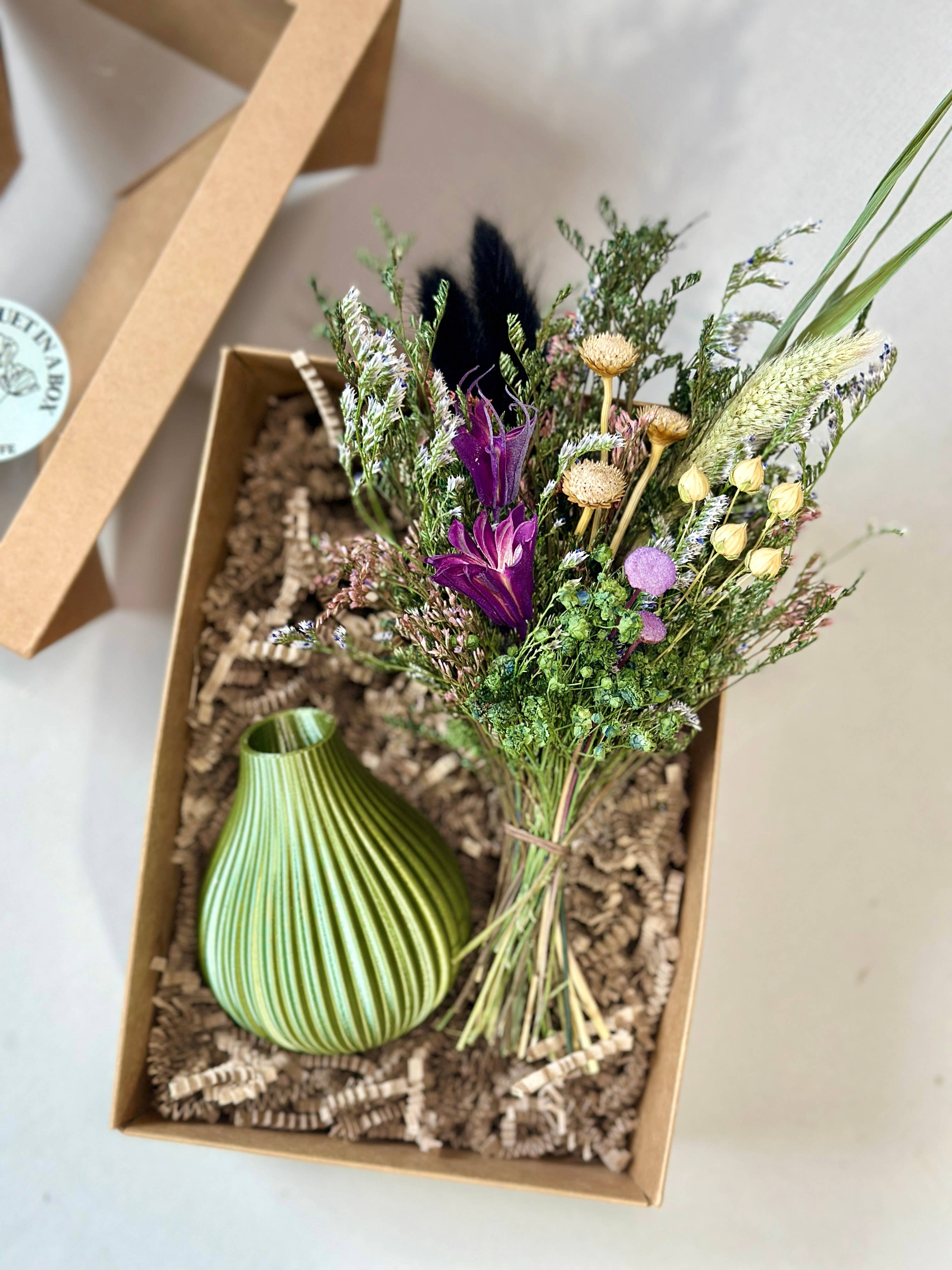 The Gardeners Wife - Wholesale Vase -  Bouquet in a Box — Dried Floral Bouquet + Vase Gift Set 7