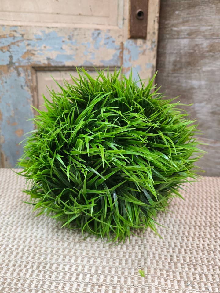 Orb- Assembly Required 18 for wholesale by Wholesale Home Decor