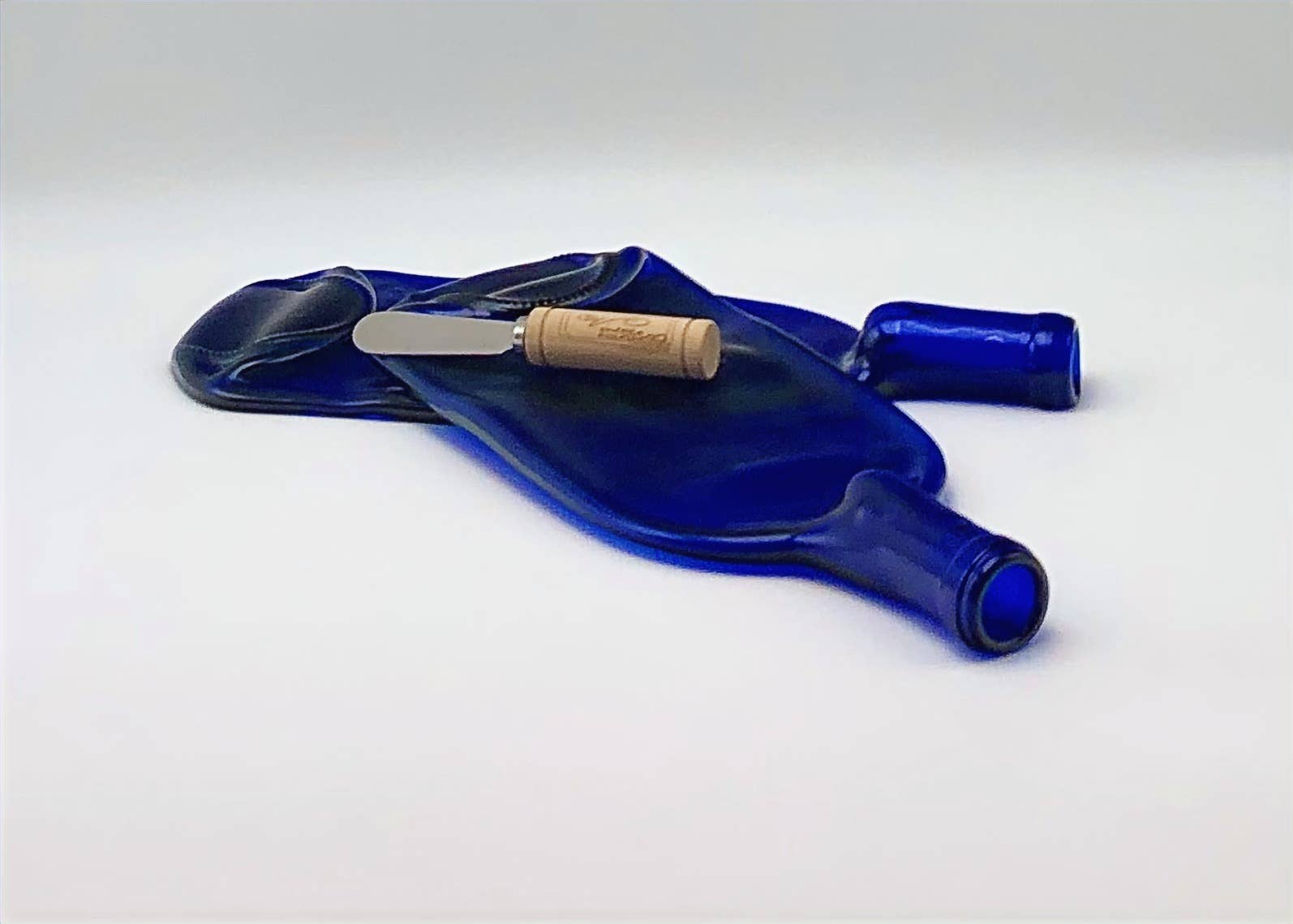 Cowgirls Re-Ride/ DBA ReCorked Creations - Vente Plateaux - Assiette d'apéritif en bouteille de vin avec épandeur6