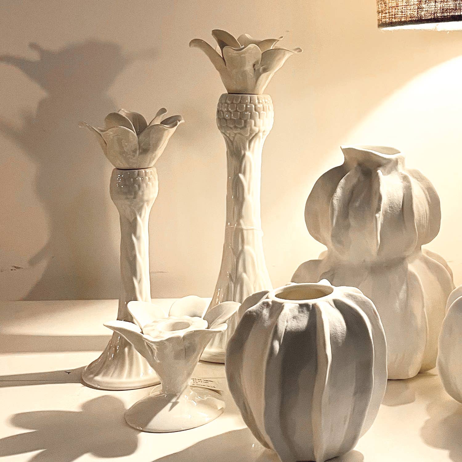 Opjet Paris - Wholesale Candle Holder - Palm tree candle holder gm white D13 H30cm1