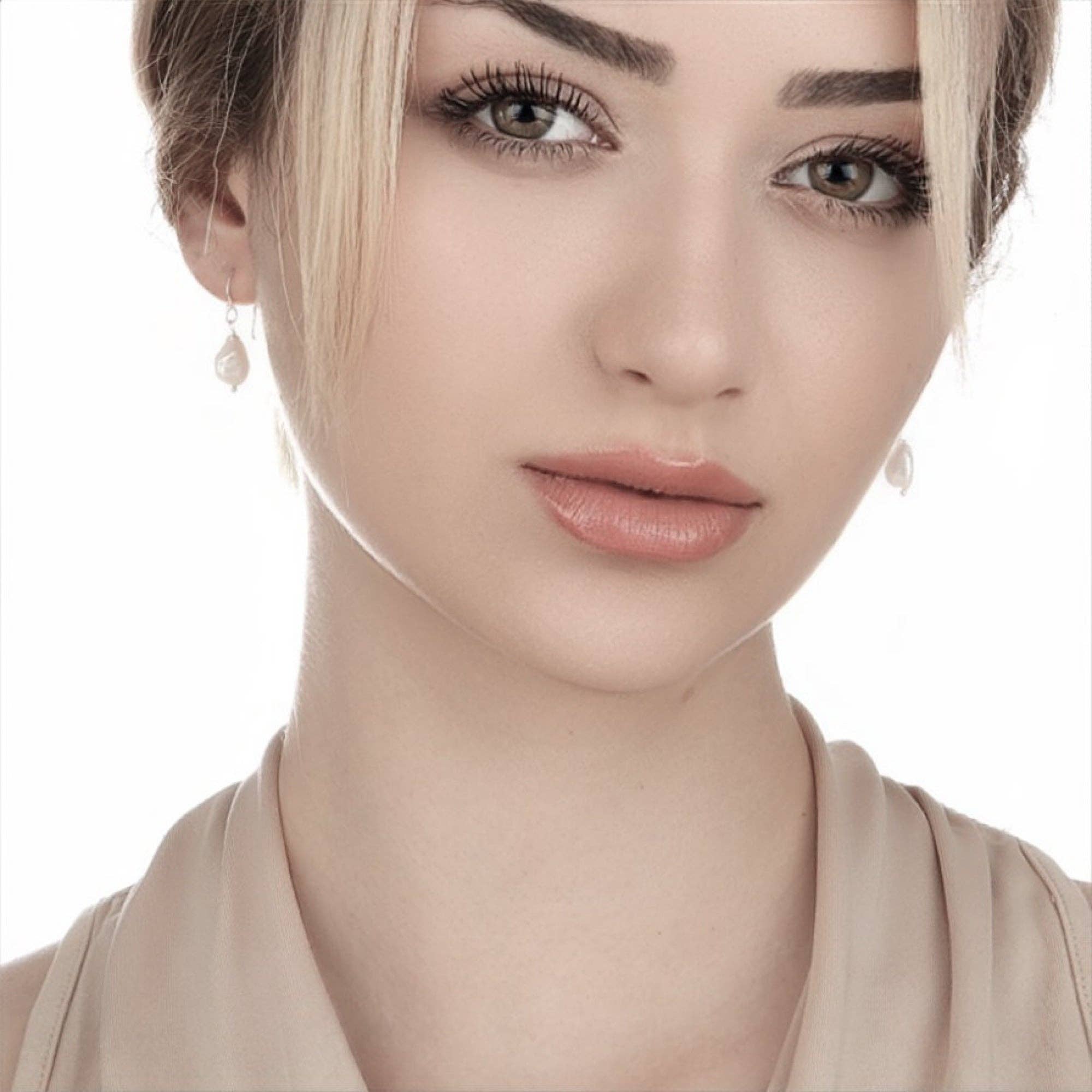 MadamLili - Vendita all'ingrosso Parure di gioielli - Set di gioielli con perle Keshi barocche – Argento sterling 925 placcato oro 18k | Collana 50cm & Orecchini | Ipoallergenico | Senza nichel3