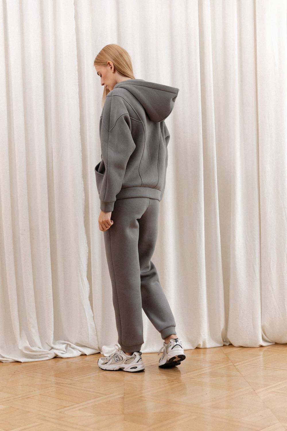 Azuri Fashion Group – wholesale Hoodie – Women's – Gray fleece sweatshirt3