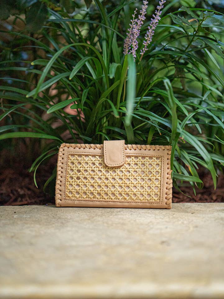 INES RATTAN AND LEATHER TRIM WALLET CLUTCH | LIGHT PINK BEIG for wholesale by All In The Detail