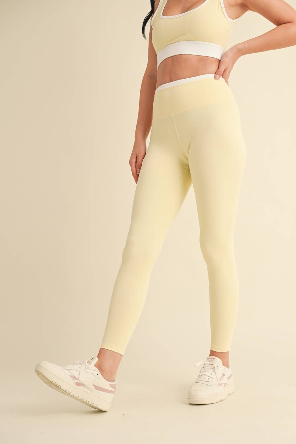 KIMBERLY C – Engroshandel Sports-/loungeleggings – til kvinder – Kontrastbindende leggings5
