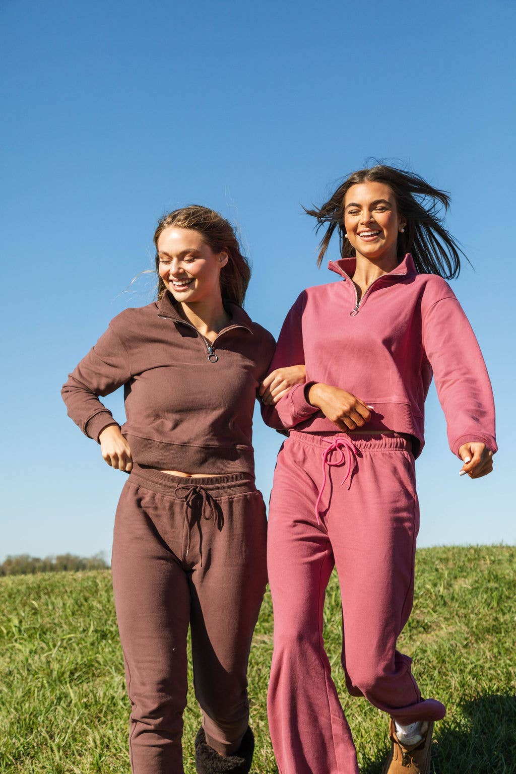 Molly Moran LLC - Wholesale Lounge Sweatpants/Joggers - Women's - Cozy Wide Leg Sweatpants Pants6