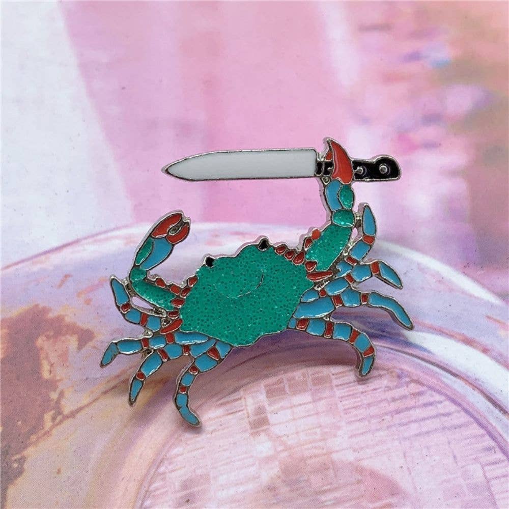 Ashlen – wholesale Lapel pin/button – STABBY CRAB ENAMEL PIN4