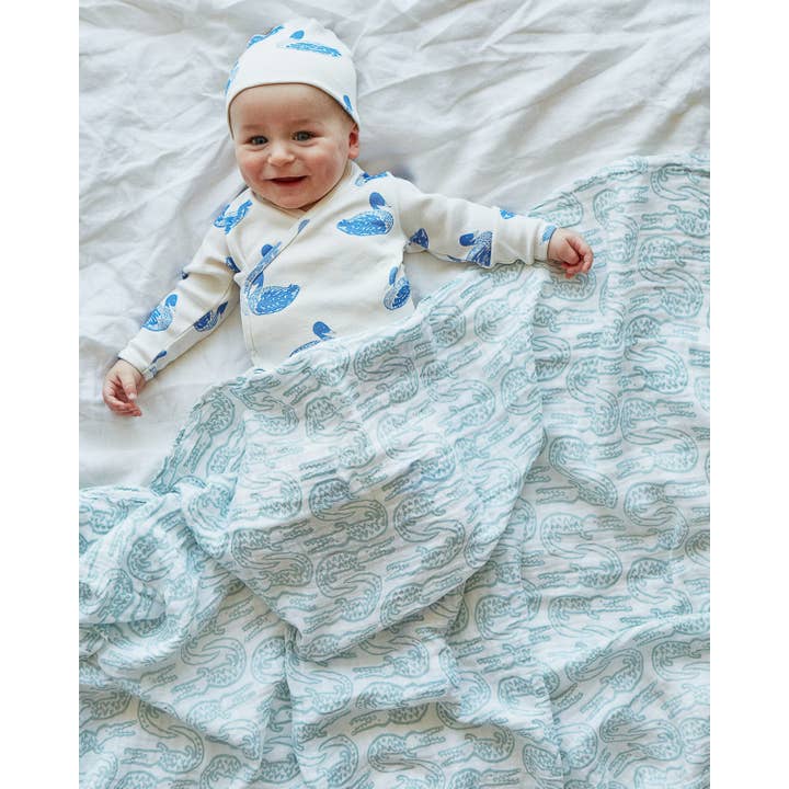 Lewis - Wholesale Swaddle - Baby - Swaddle - Alligator | Bay Blue6