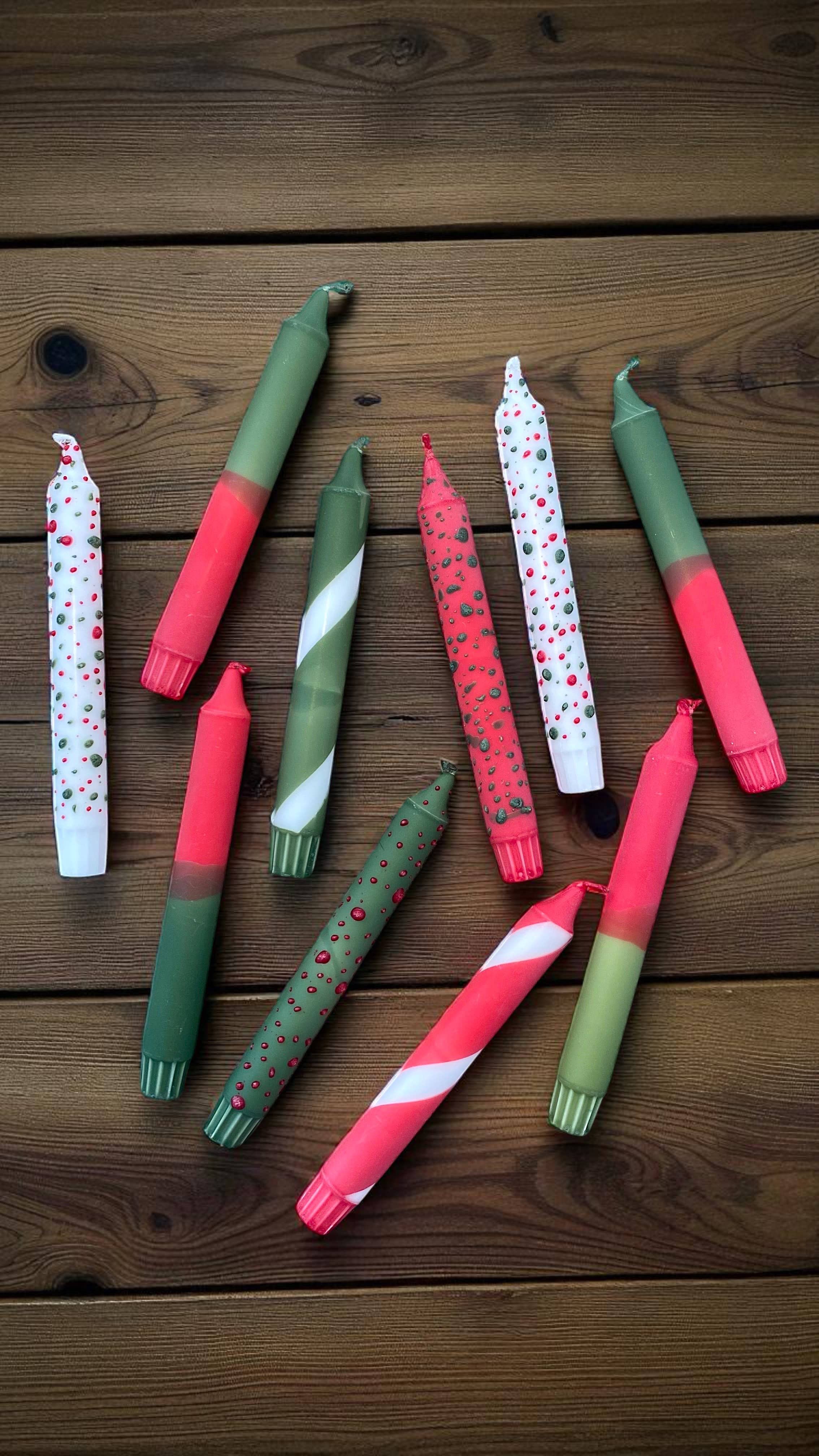 Kupkup HB. - Fi Design Studio Co. - Vendita all'ingrosso Candele a colonna - Bagliore Gioioso | Natale | 2,3x20 cm3