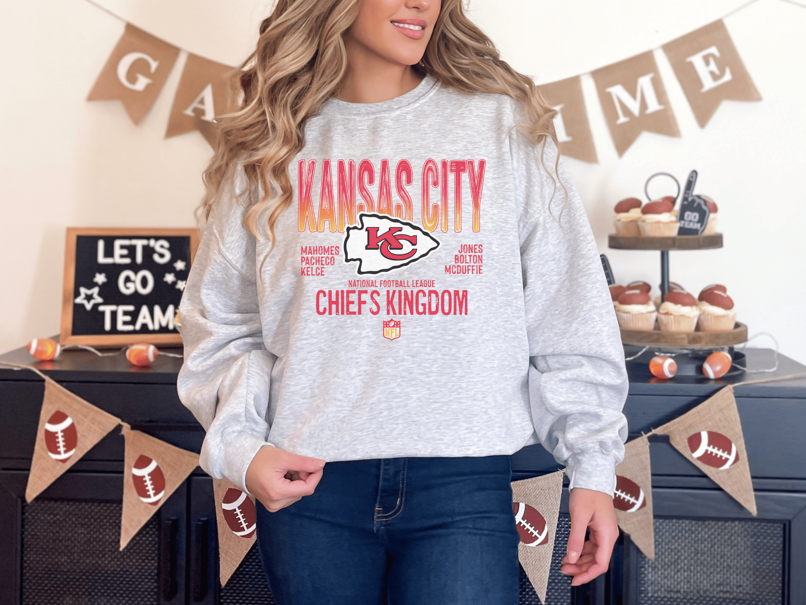 H+P Wholesale - Wholesale Graphic Sweatshirt - Unisex - Kansas City Chiefs Kingdom 2