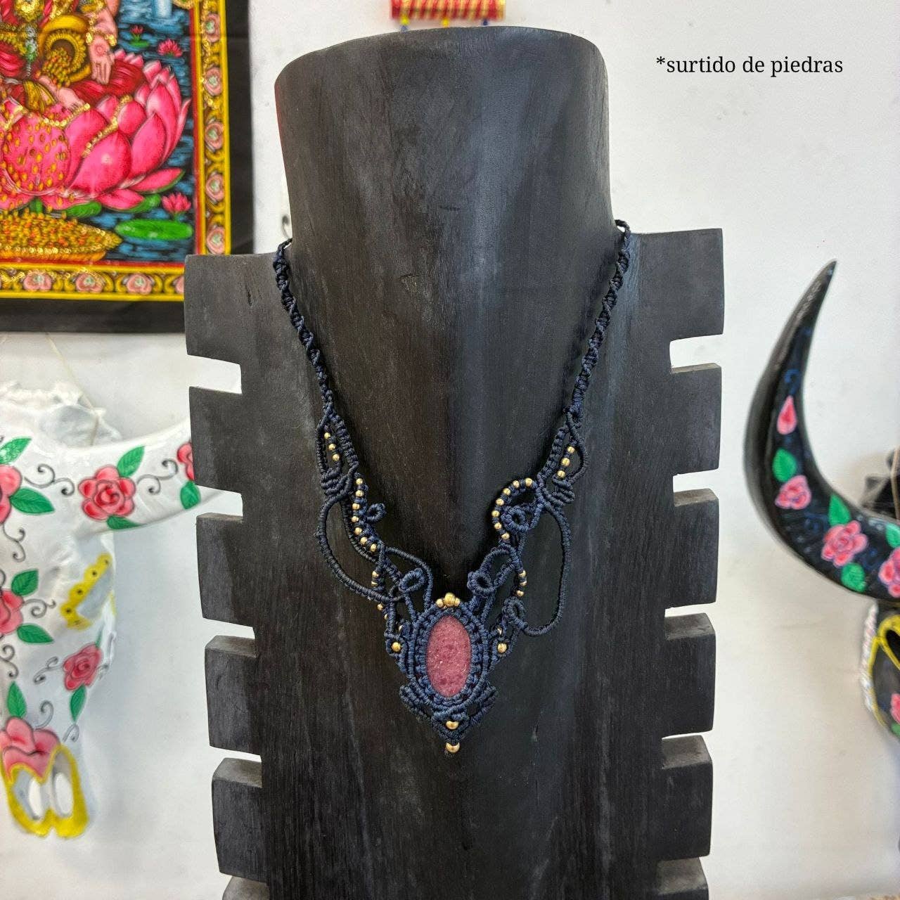 Hecho a mano - Vendita all'ingrosso Girocollo/collier - Collana colorata in macramè con pietra centrale7