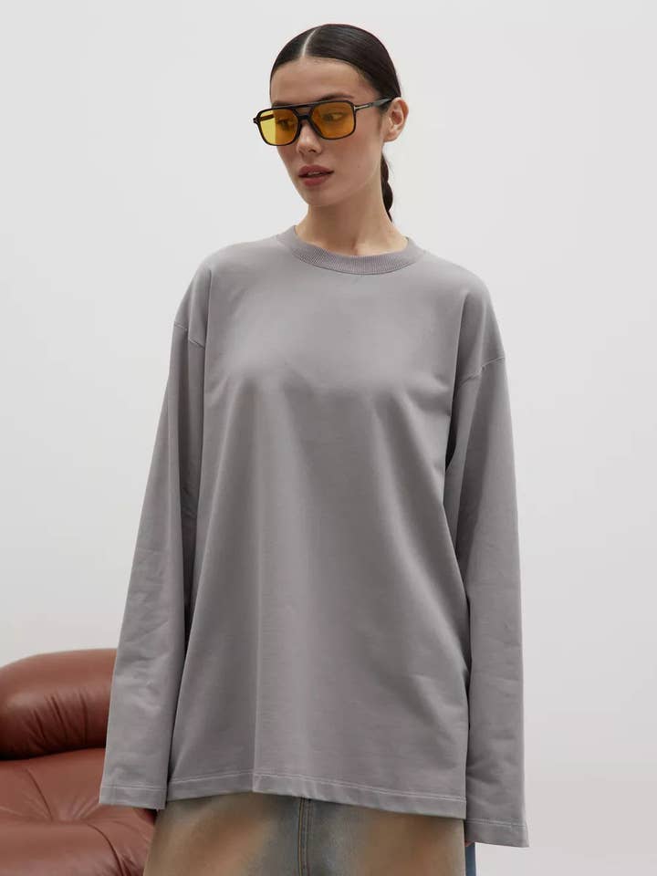 Suhkasana - Wholesale T-Shirt - Women's - Heavyweight Cotton Long Sleeve Crewneck Oversized T Shirt28