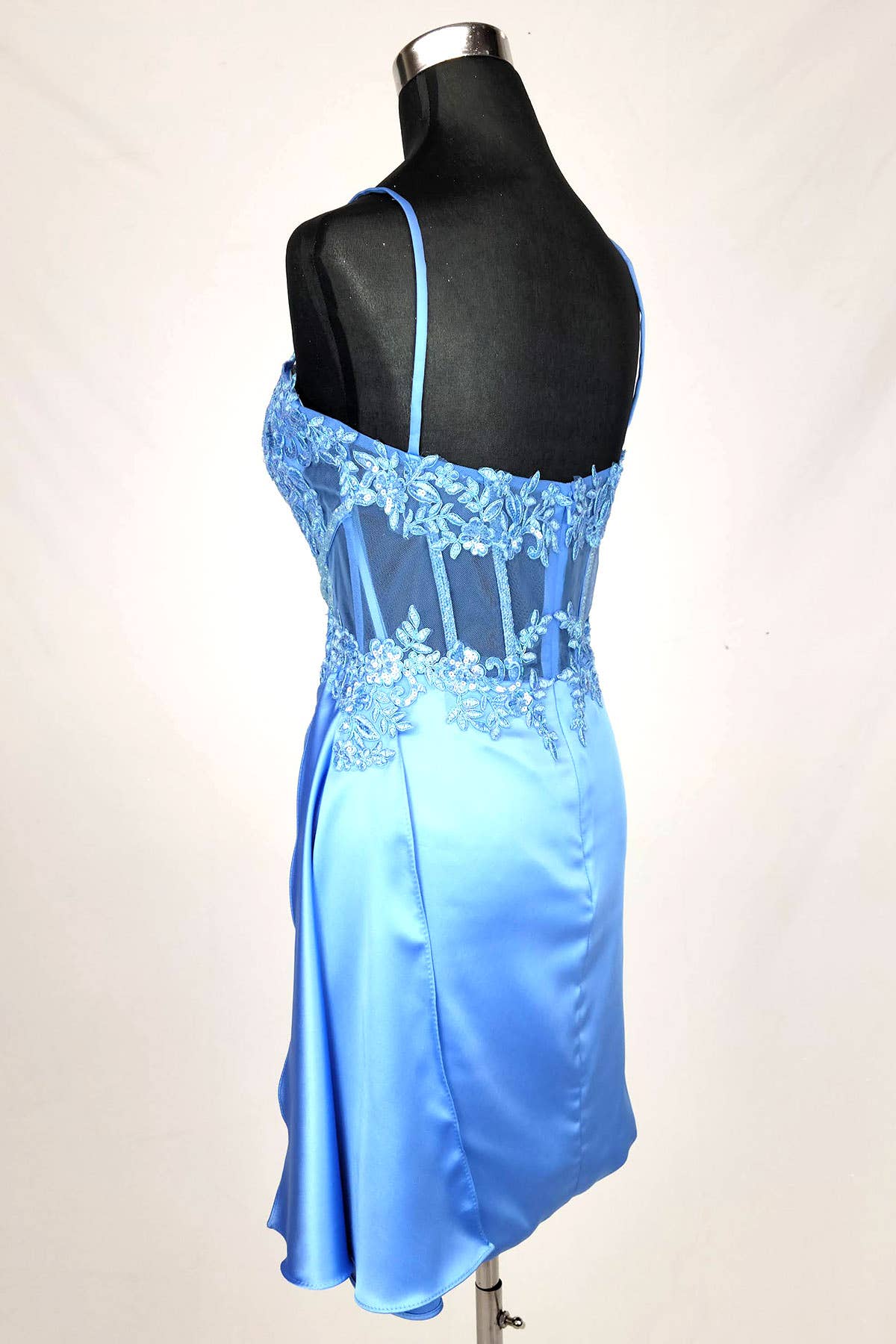 Chicas - Wholesale Dress - Women's - Short Dress With Sequins and Embroidery. C3559