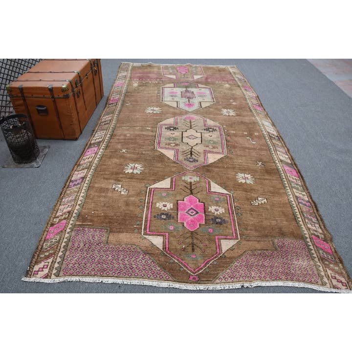 Vintage Geometric Rectangle Wool Rug - Handmade & Unique for wholesale by The Loom Wholesale