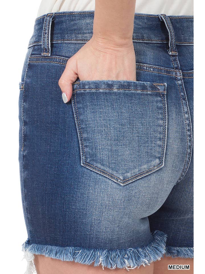 MEDIUM "....Frayed Hem Denim Shorts for wholesale on Faire