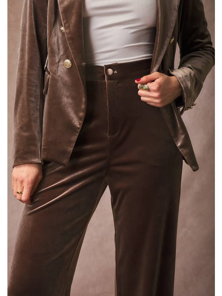 CHOKLATE PARIS - Wholesale Pants – Women's - High-waisted straight-cut velvet trousers - P222813